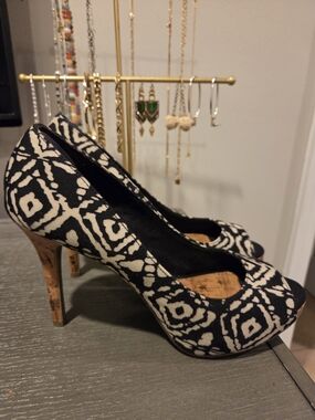 Peep Toe Pump with Cork Heel